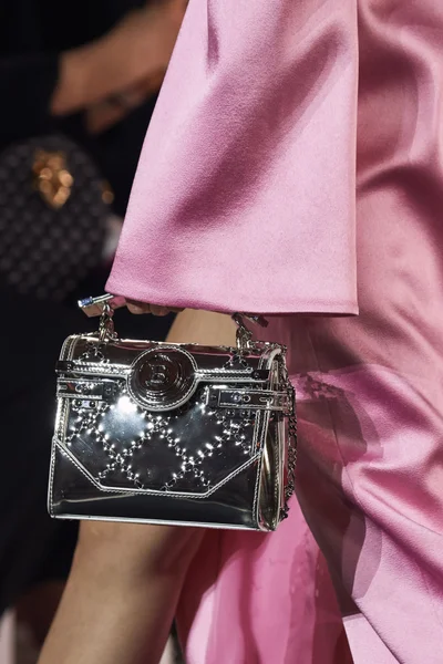 Look 62